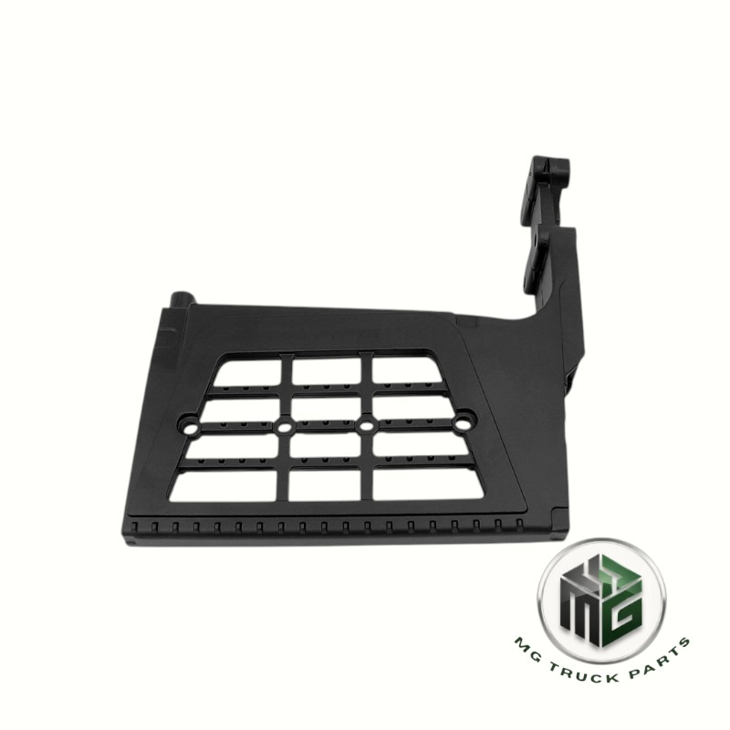 [A.D70.7038.Y] DAF BASAMAK IZGARASI 95XF V1 ALT SAĞ (OEM: 1347132, 1303943)