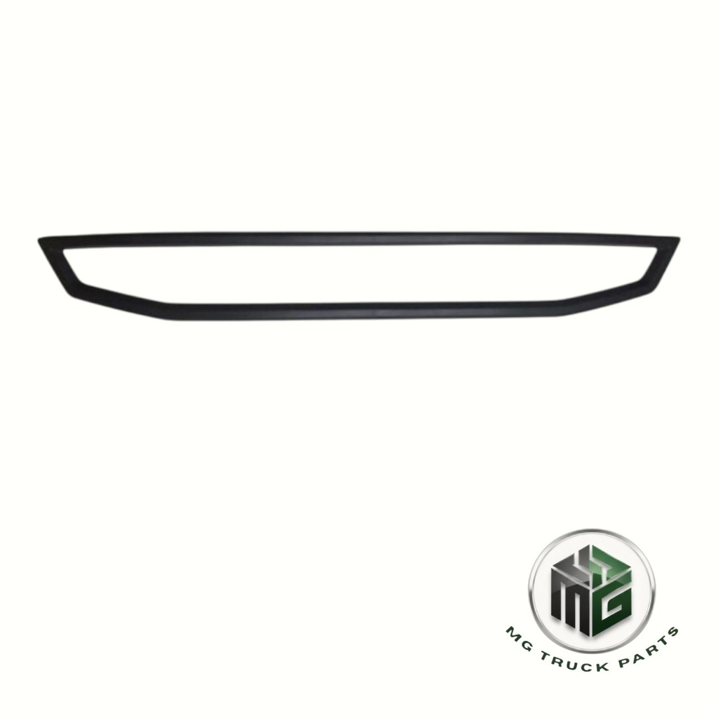 VOLVO ALT PANJUR ÜST IZGARA ÇERÇEVESİ FH V4 (OEM: 82180491)