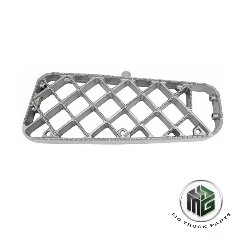 SCANIA BASAMAK IZGARASI 4-SERİ P-R CAB. ÜST (OEM: 1351203, 1535045)