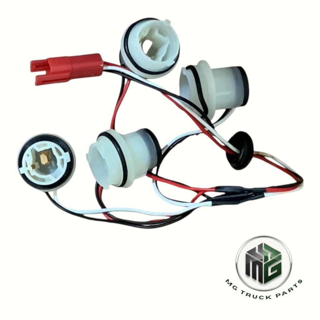 SCANIA SİNYAL LAMBA TESİSATI 4-SERİ (OEM: 1467007, 1732515, M680042)