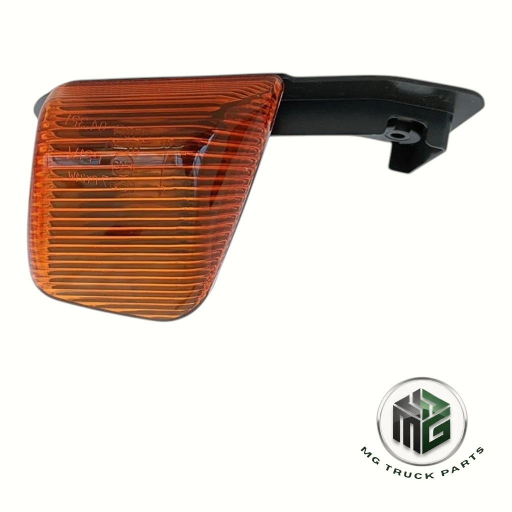 [A.IV90.9129] IVECO SİNYAL LAMBASI YAN STRALIS SOL (OEM: 41221029, 504098245, 504250958)