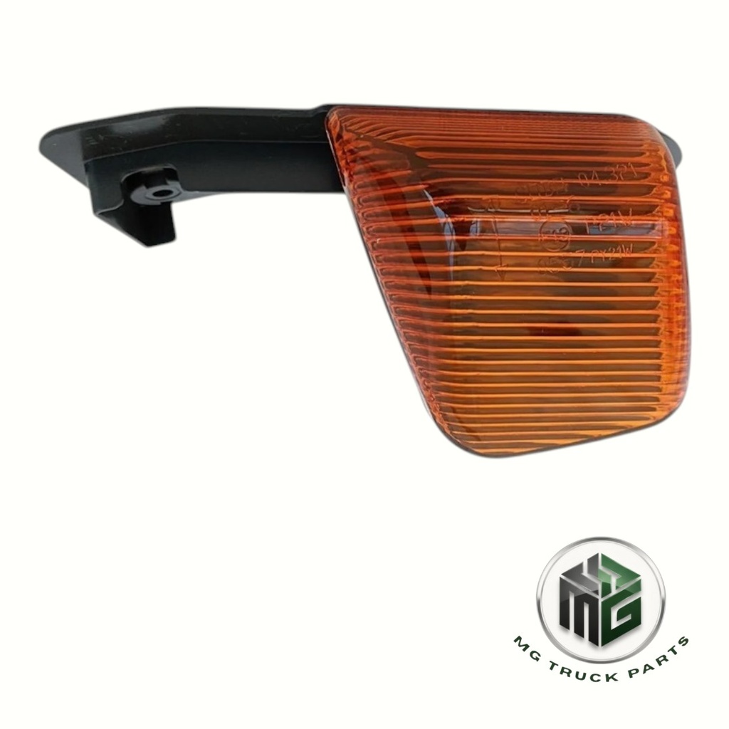 IVECO SİNYAL LAMBASI YAN STRALIS SAĞ (OEM: 41221039, 504098243, 504250984)