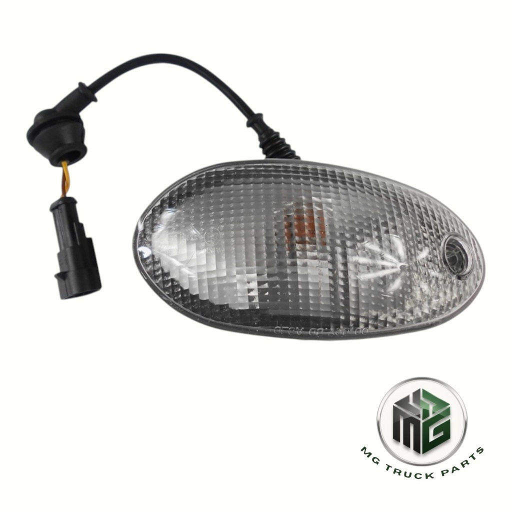 [A.IV90.9232] IVECO GÜNEŞLİK LAMBASI STRALIS SAĞ (OEM: 504047265, 504074031)