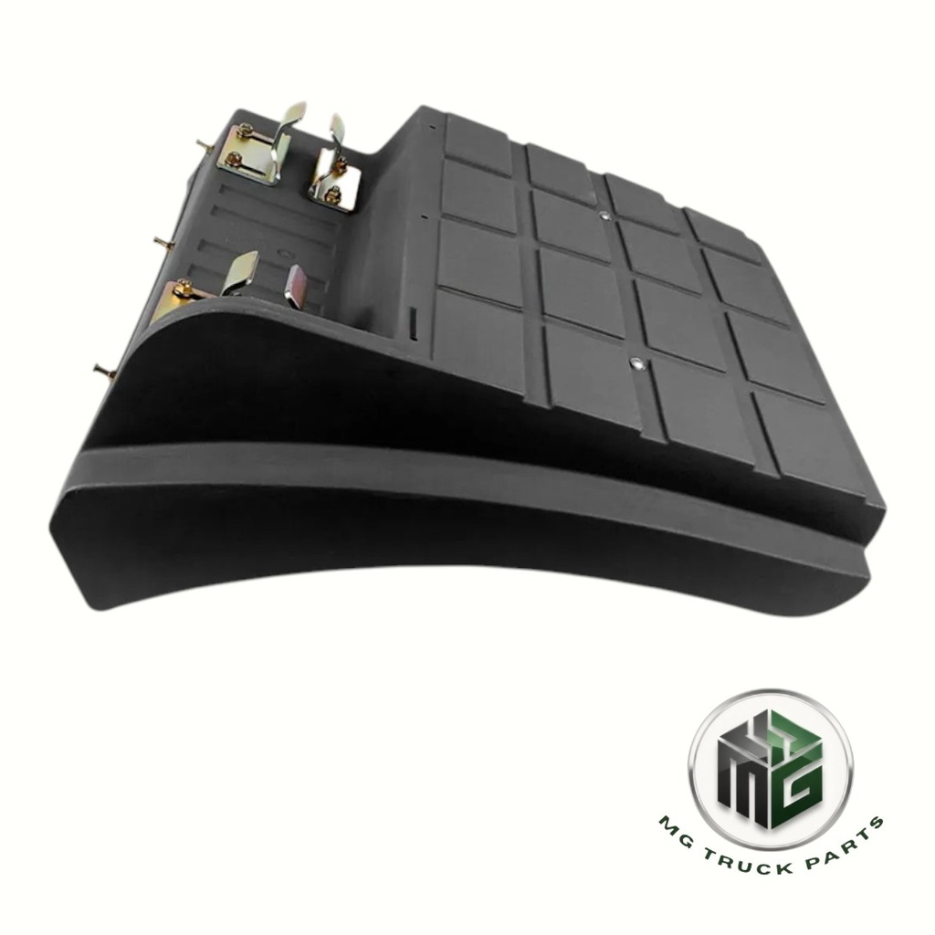 [A.MB50.5155] MERCEDES ÇAMURLUK ÇEKİCİ MP1 ÖN SAĞ (OEM: A9415200219)