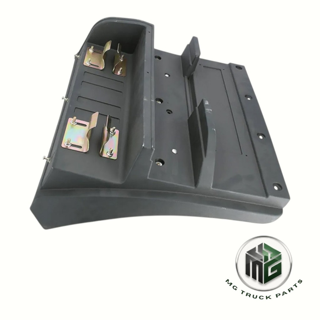 [A.MB50.5157] MERCEDES ÇAMURLUK ÇEKİCİ MP1 ARKA SAĞ (OEM: A9415201620, A9415200220)