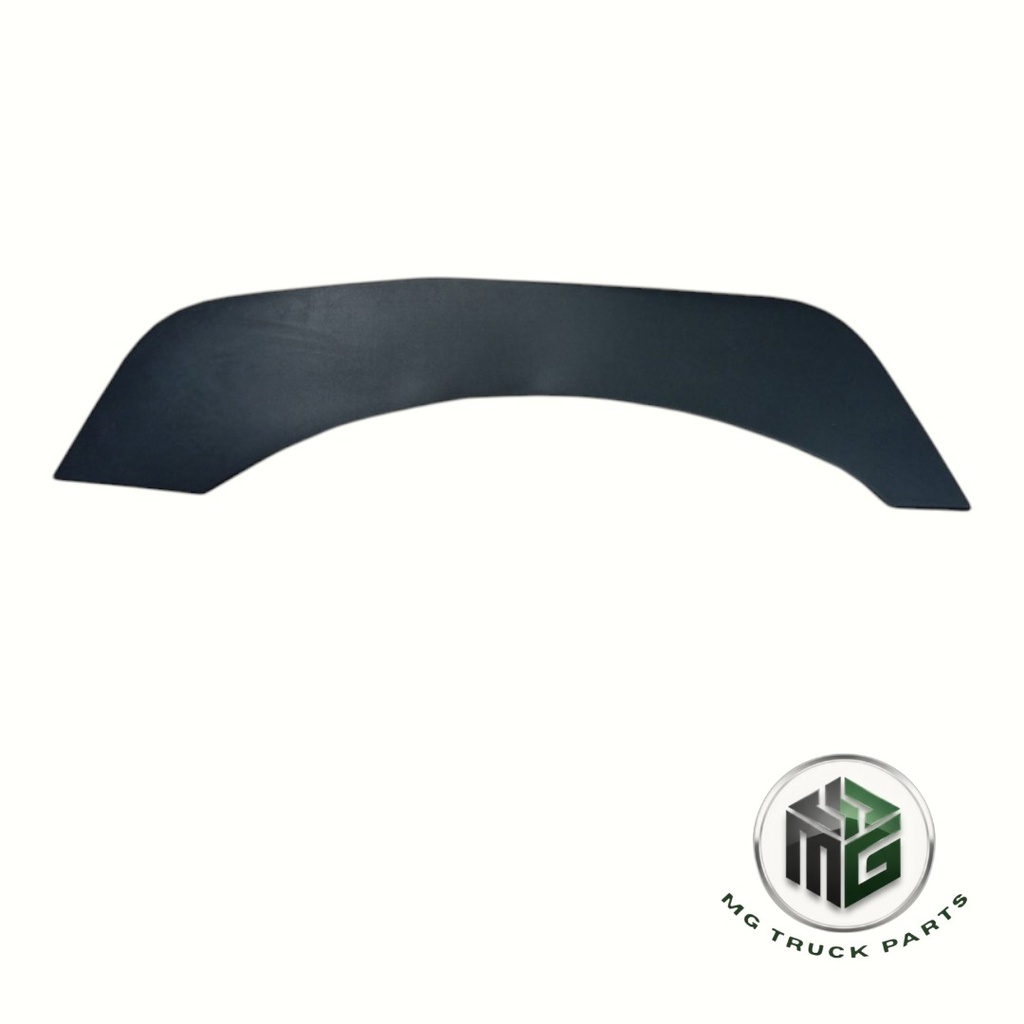 [A.R80.8563] RENAULT ÇAMURLUK YANAĞI RANGE T SAĞ (OEM: 7482556998, 7482236814, 7482370996)