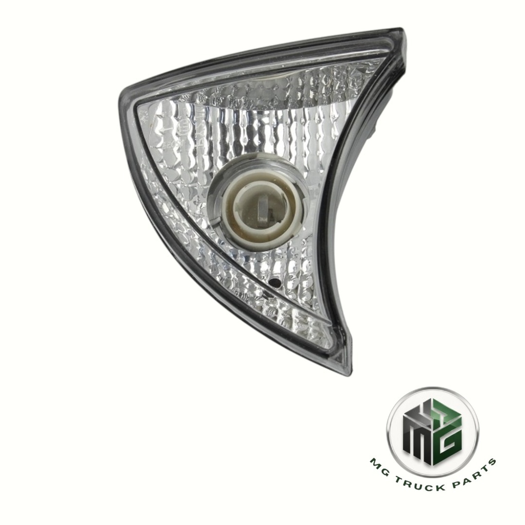 [A.5801572018.Y] IVECO SİNYAL LAMBASI STRALIS SAĞ BEYAZ MARS (OEM: 5801572018, 5801755107)