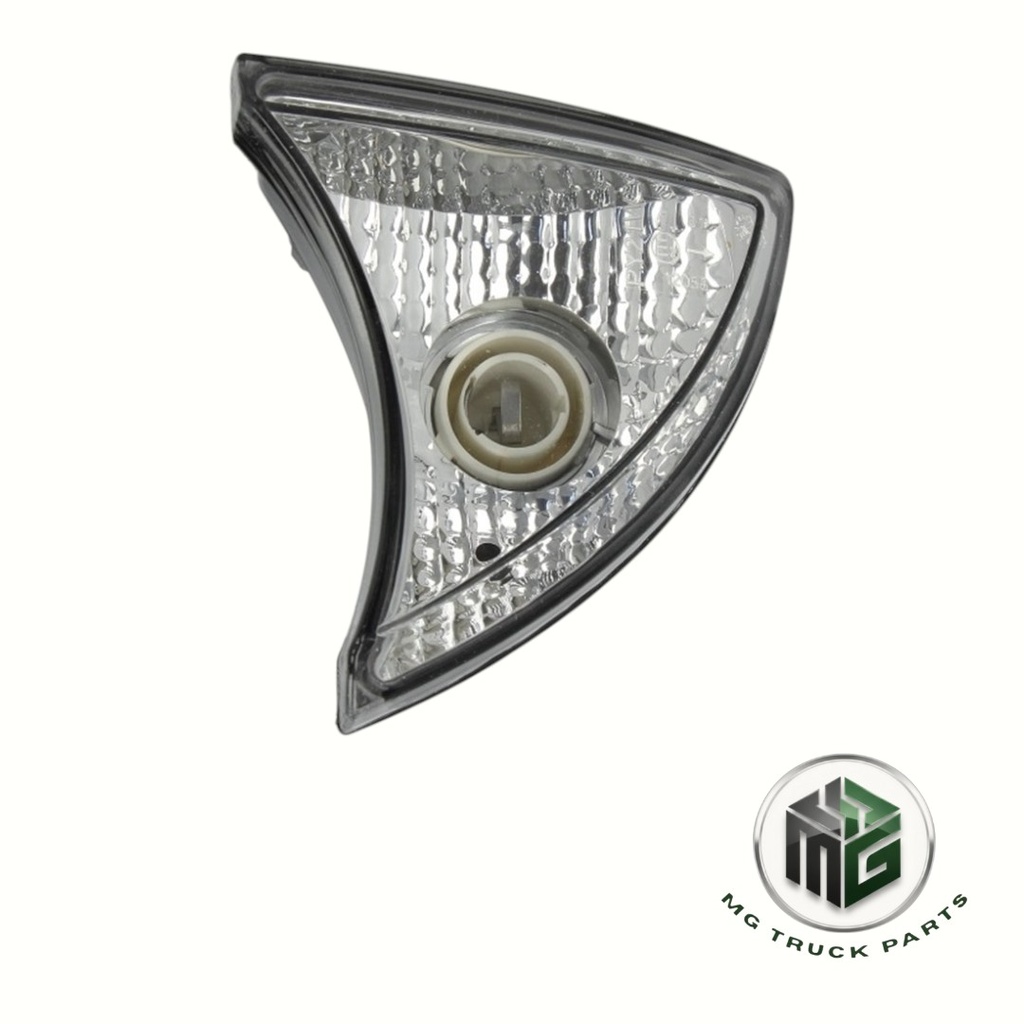 IVECO SİNYAL LAMBASI STRALIS SOL BEYAZ MARS (OEM: 5801572024, 5801755108)