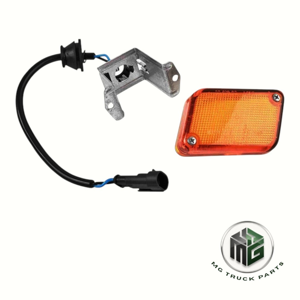 [A.98419234.W] IVECO ÇAMURLUK LAMBASI EUROSTAR-EUROTECH-TRAKKER SOL (OEM: 98419234)